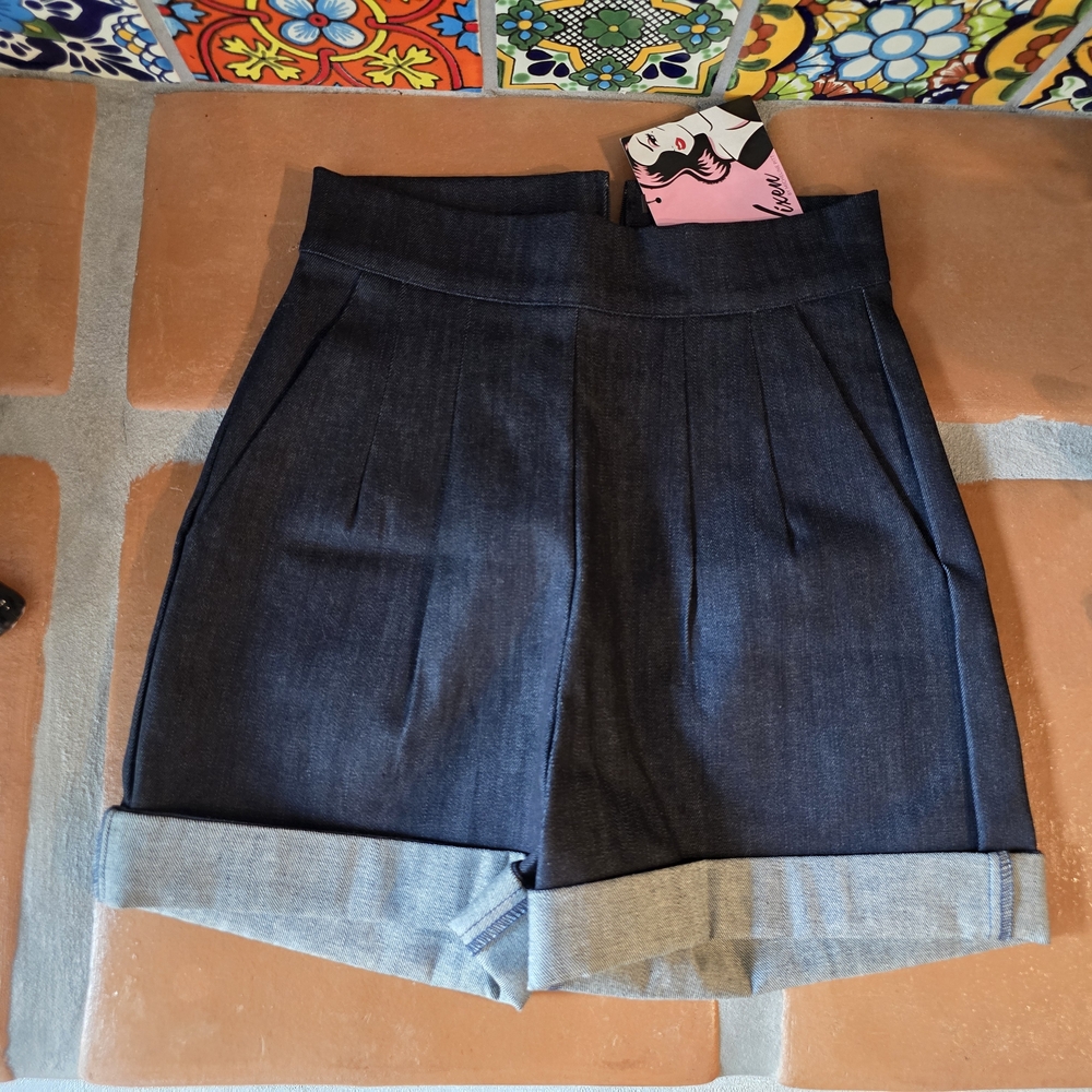 Stylish Denim Women's Shorts